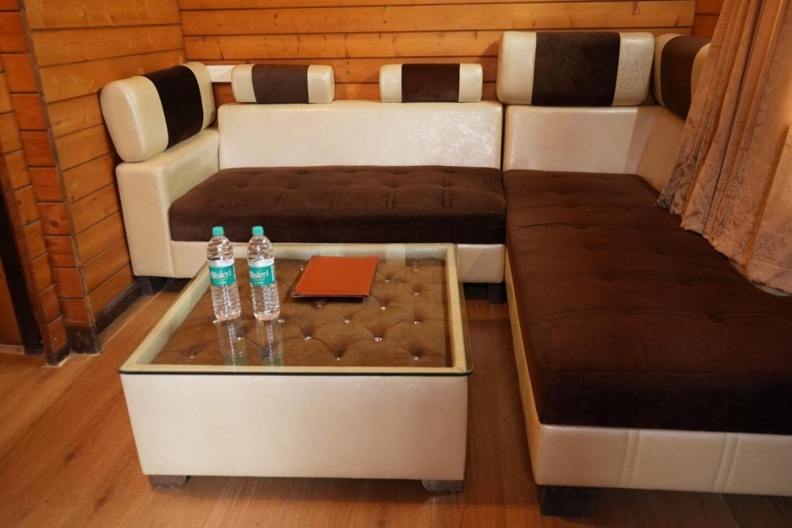 Namanbagh Hotel Alwar Eksteriør billede